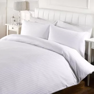 Double Size 5-Piece Damask Set with Large Pillowcases